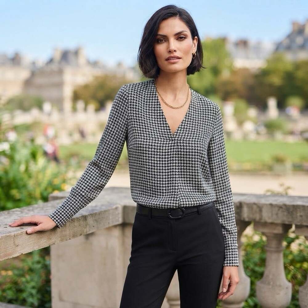Ann Taylor Sz S Petite Black White Houndstooth V-Neck Long Sleeve Blouse Womens